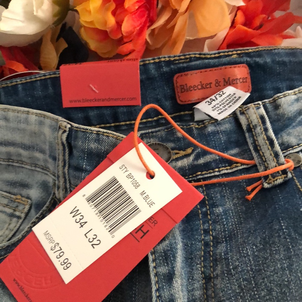 Bleecker and Mercer skinny Jean distressed with colored stitching. Unique.  NWT - Picture 7 of 7